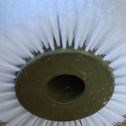 Dust cleaning brush